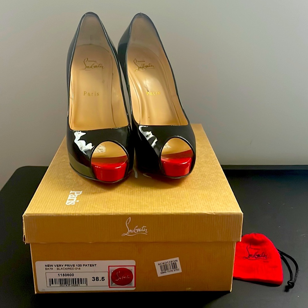 Christian Louboutin New Very Prive 120 Patent